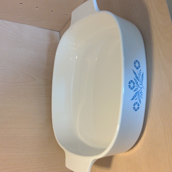 Corning Ware dish 8 x 8 x 1.5 - Picture 2 of 2